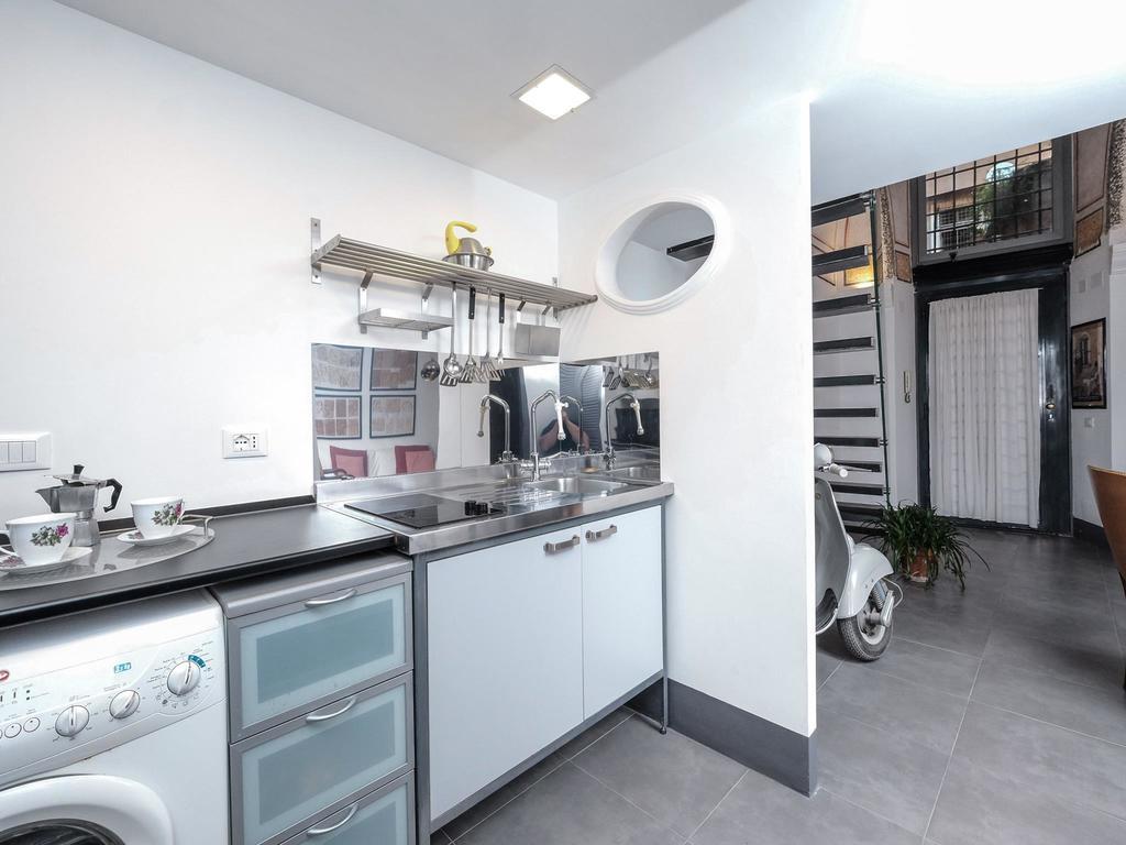 Ancient Trastevere Vespa Loft Apartment Rome Exterior photo